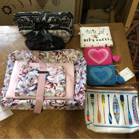 Lot of New Cosmetic Bags/Pouches/Coin Purses - Picture 2 of 12